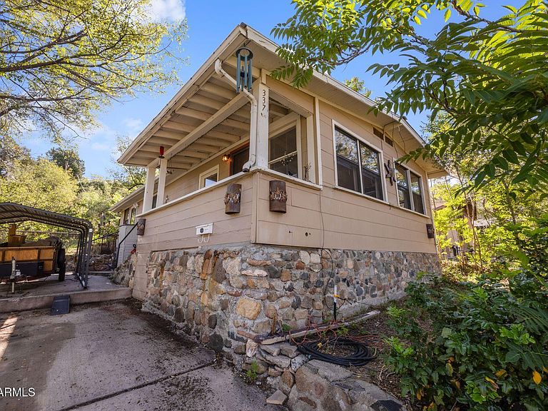 Listing photo 5