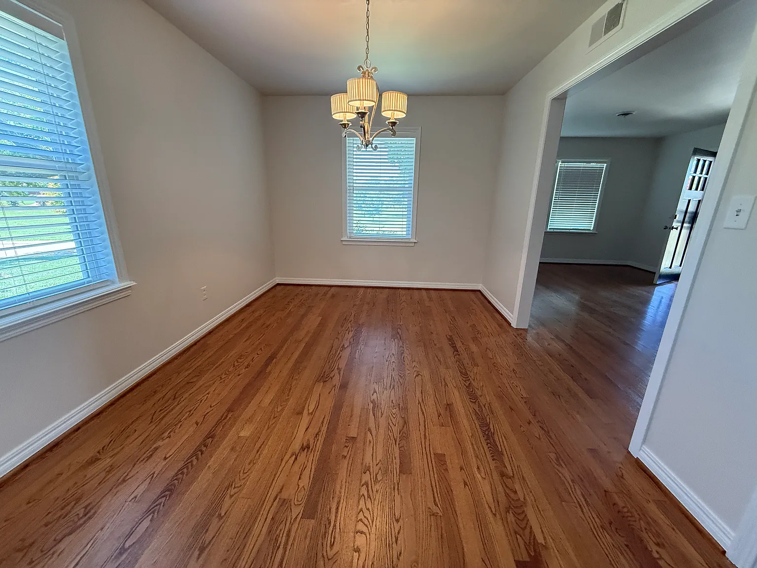 3 bed, 1197 sqft, $1,750 — Photo 4