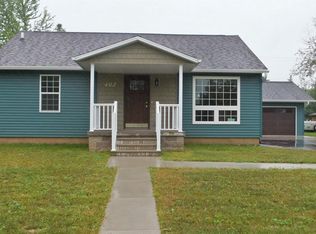403 W Butternut St, Abbotsford, WI 54405