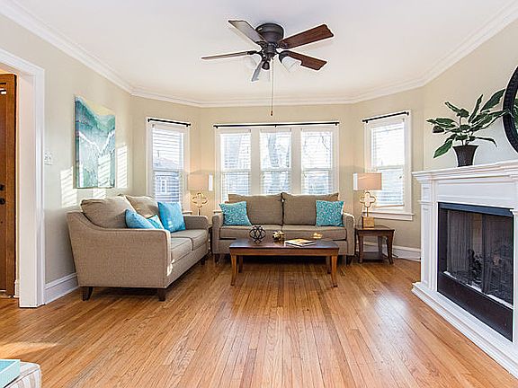 3rd image of 6340 W Berenice Ave