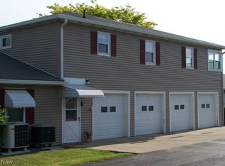 936 Canterbury Ln #D, Salem, OH 44460
