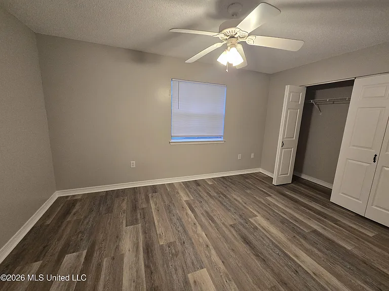 19025 Pineville Rd #124 — Photo 4
