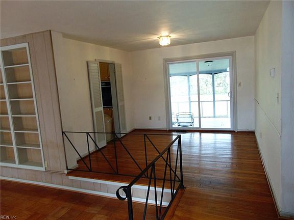 5th image of 105 Charles Dillard Ln