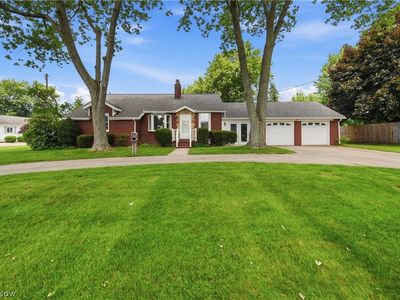 1459 Schneider St NW, North Canton, OH, 44720