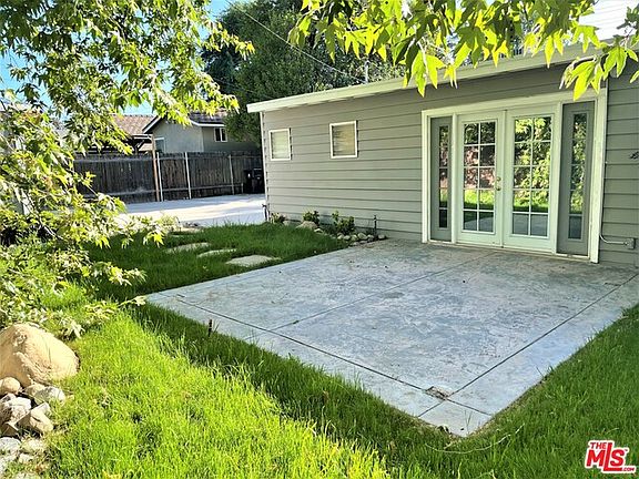 5th image of 5914 Fallbrook Ave