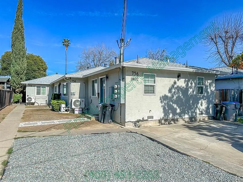 1 bed, 1.0 bath, 400 sqft, $2,449 — Photo 1