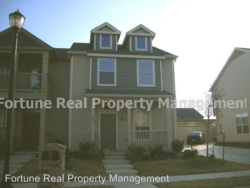 1st image of 10644 Traymore Dr