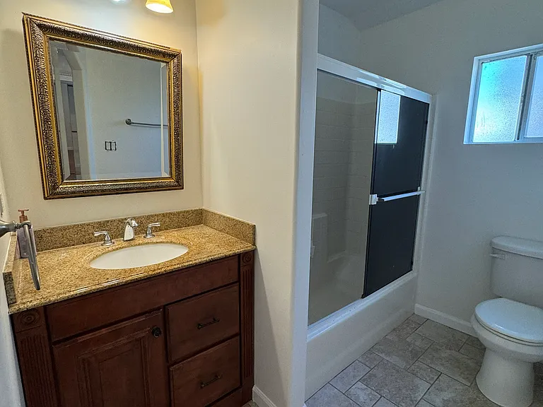 115 N San Marino Ave — Photo 5