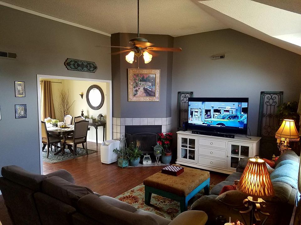 2nd image of 3005 W 30th Ct