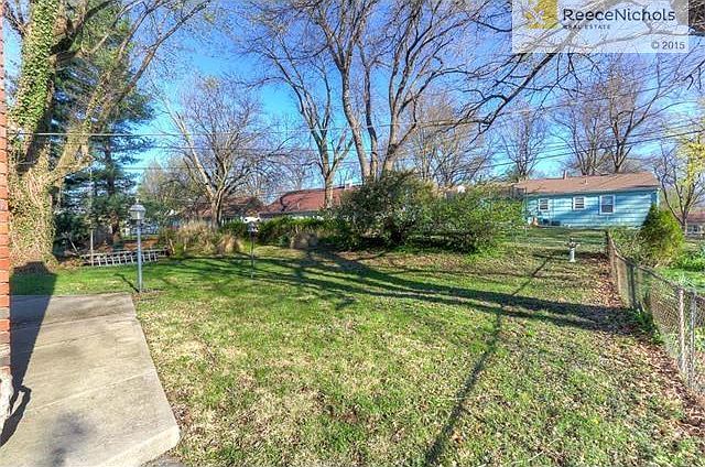 2nd image of 3906 NE 50th St