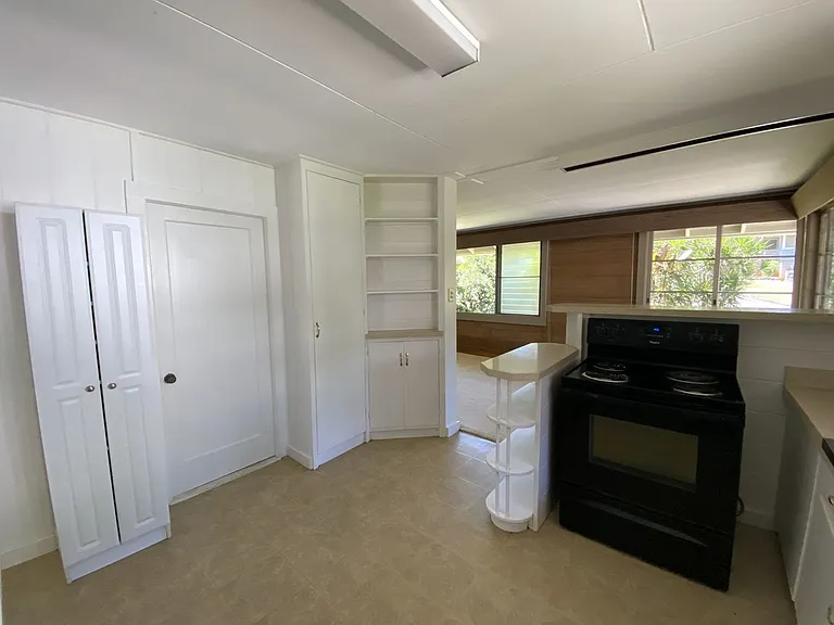 55 Akamu Pl — Photo 14