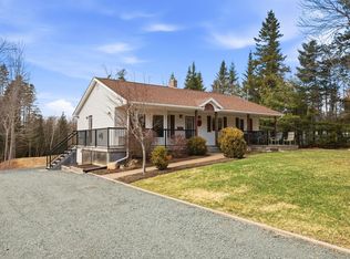 6 Cumberland Way, Windsor Junction, NS B2T 1H4