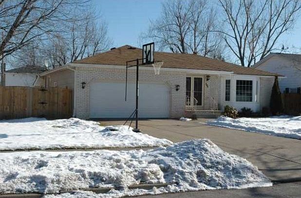 1st image of 468 Willow Green Dr