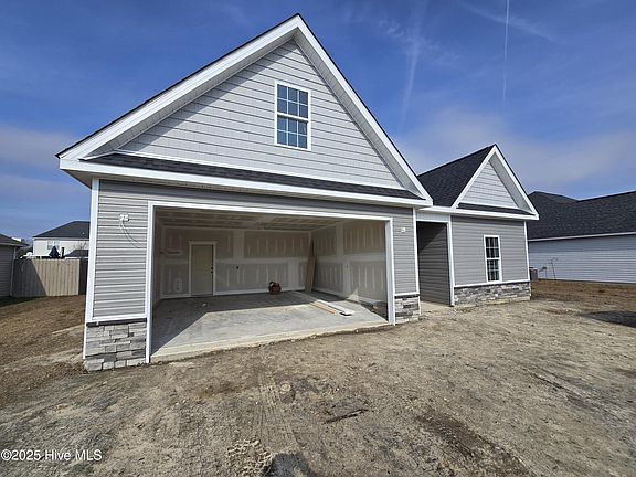 2nd image of 414 Derrick Drive