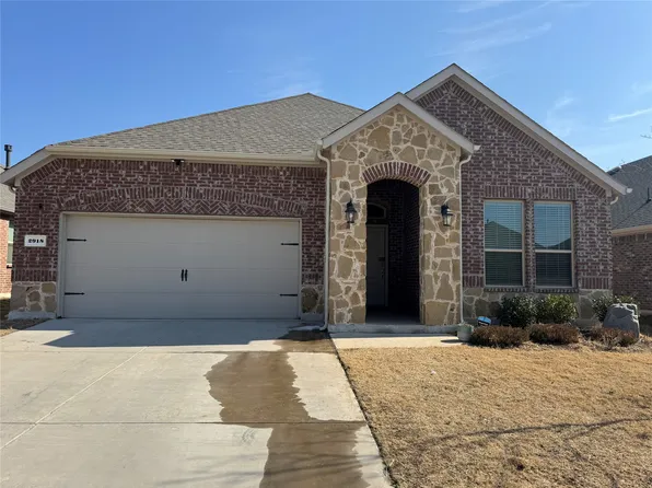 2918 Jasper Trl, Aubrey, TX 76227