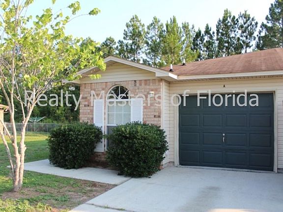 2nd image of 410-A Bay Pine Villa Dr