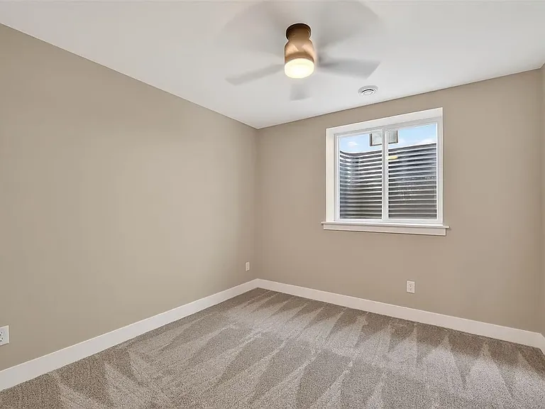 1285 Priscilla Ct — Photo 21