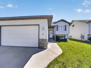 4 W Westridge Dr, Didsbury, AB T0M0W0