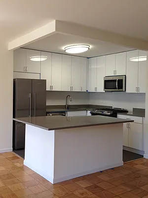 Rented by Olnick Organization | media 5