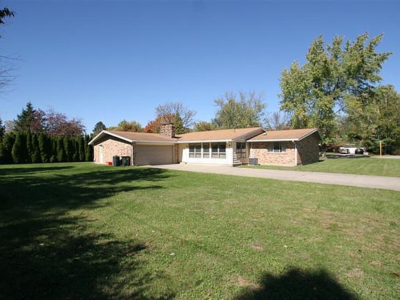 2nd image of 180 Edgefield Dr