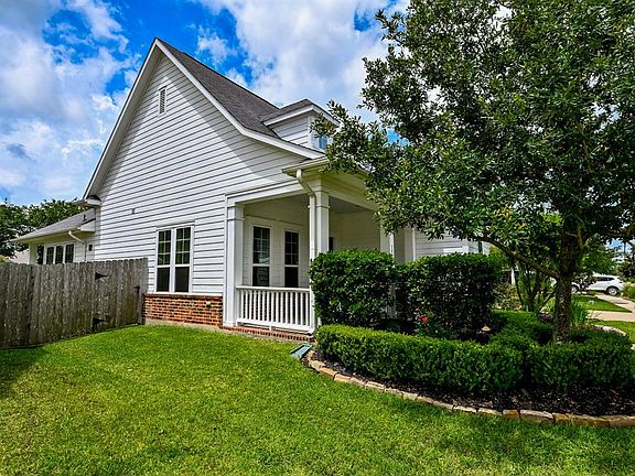 4th image of 7002 Verado Way