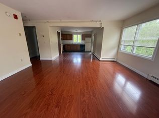 3391 Mountain Rd #B, Stowe, VT 05672