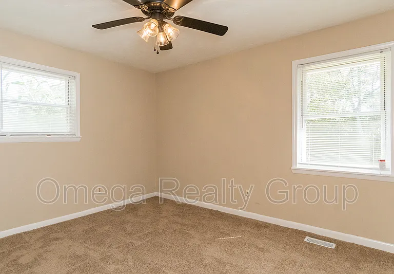 2600 Fitzgerald Rd — Photo 20