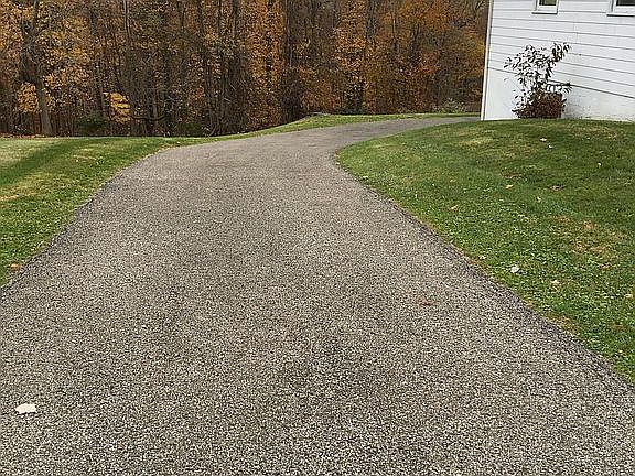 3rd image of 51317 Burrwood Dr
