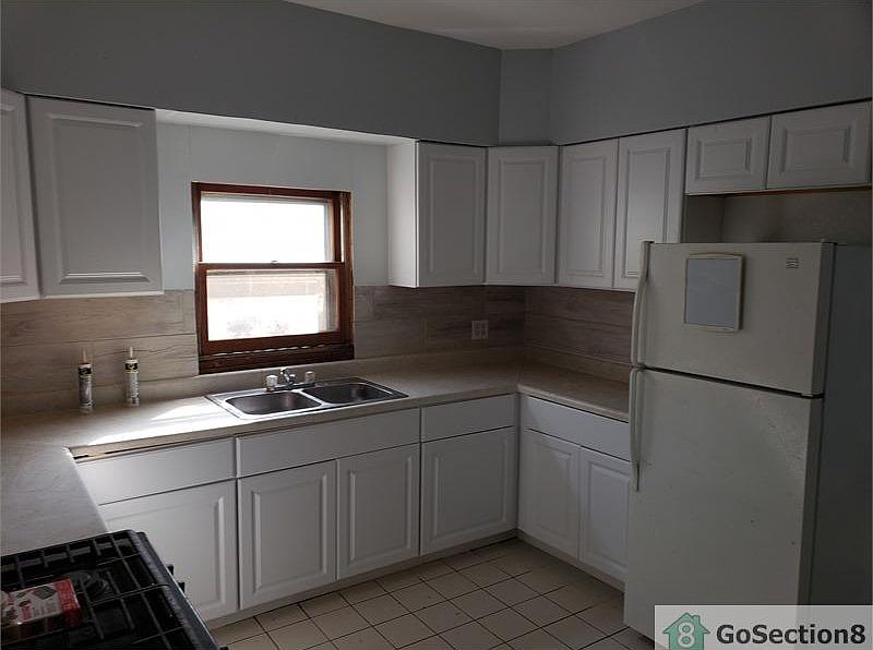 1st image of 4242 W Fullerton Ave