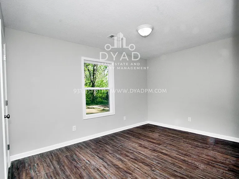 1301 Cumberland St — Photo 4