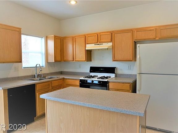 2nd image of 9870 Mackovski Ct