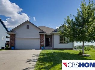 17523 Patrick Ave, Omaha, NE 68116