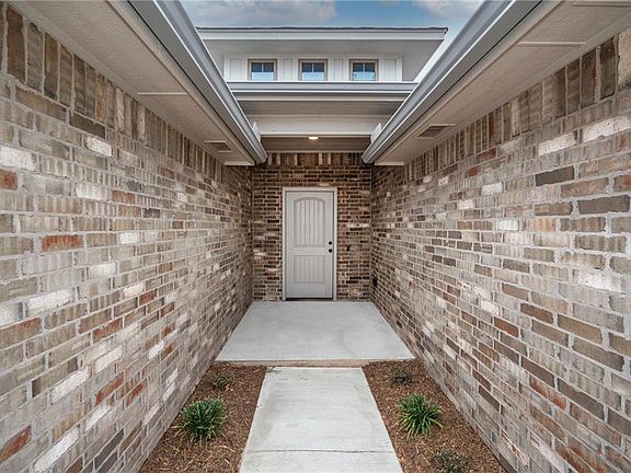 5th image of 10509 NW 42nd Cir
