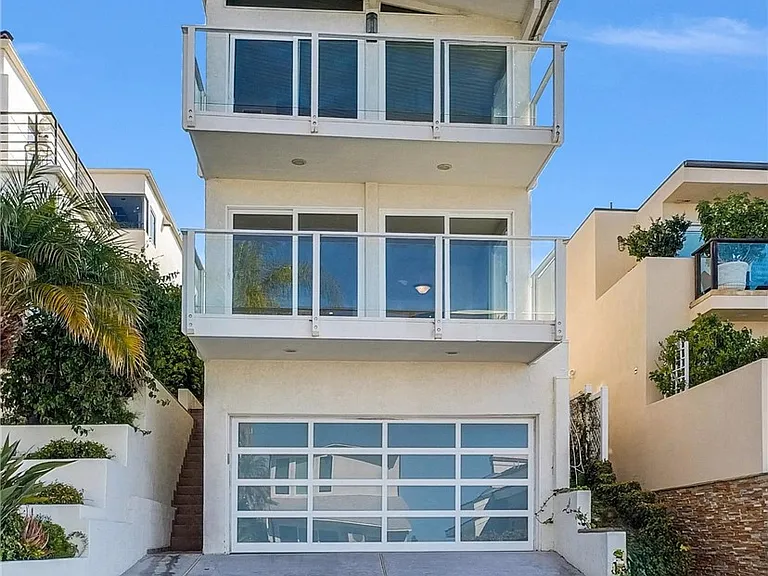 820 Acapulco St — Photo 34