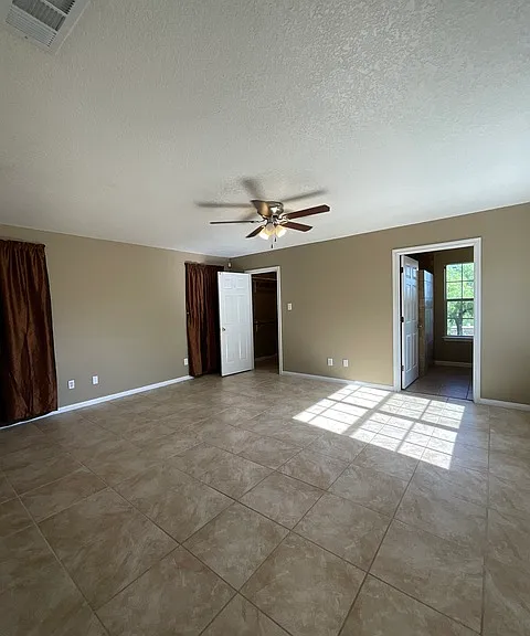 12010 Del Rio — Photo 15