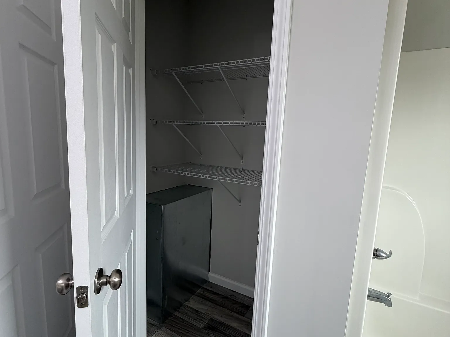 2 bed, 1.5 bath, 1000 sqft, $1,100 — Photo 1