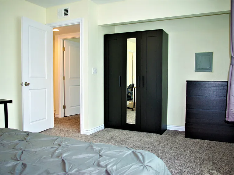 2633 Highland Ave #5 — Photo 17