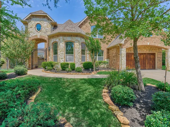 6 Devon Dale Dr, Tomball, TX 77375