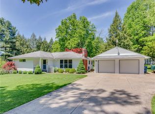 2722 Waldern Ave, Barberton, OH 44203