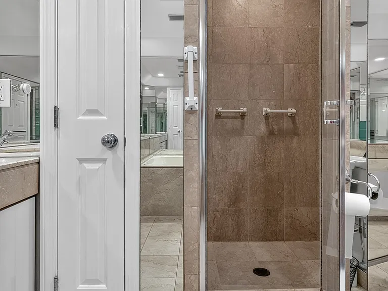 54 Commonwealth Ave #5 — Photo 22