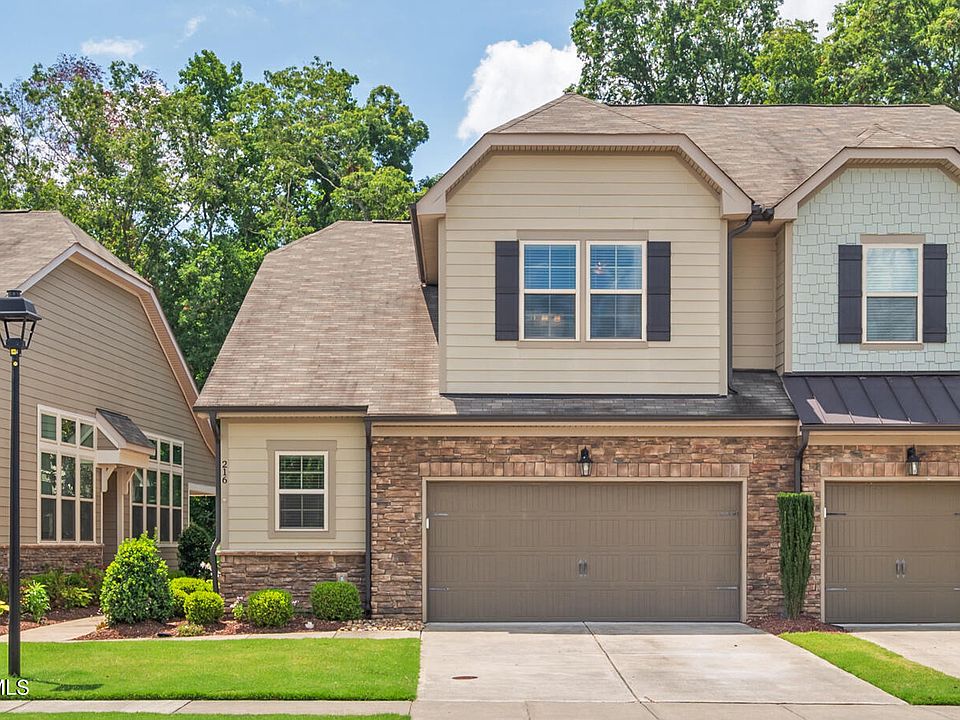 1st image of 216 Ellsworth Manor Dr