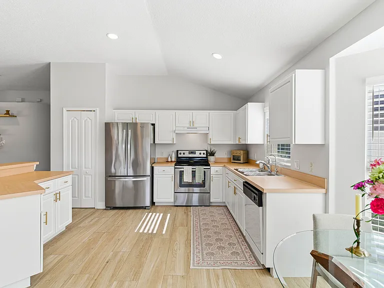 3113 Beaver Pond Trl — Photo 15