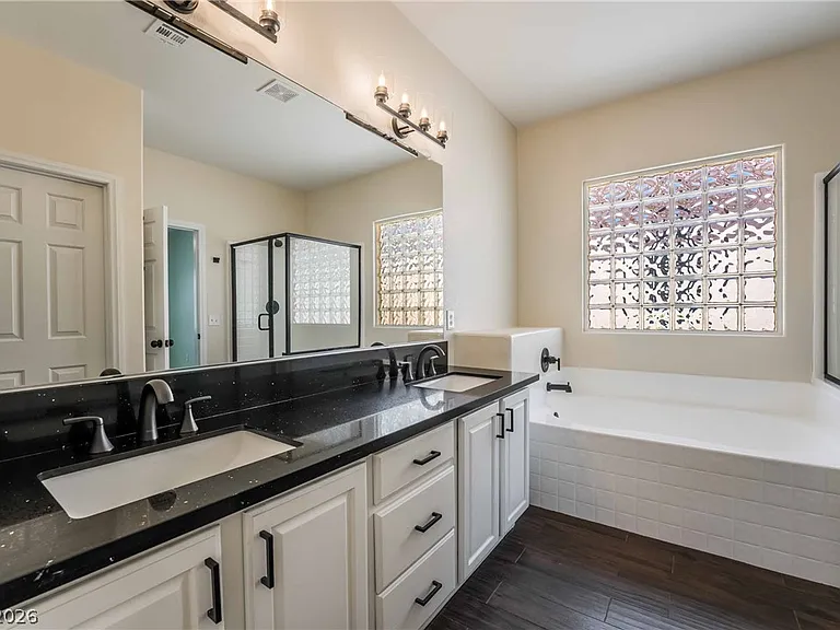 3230 Orange Sun St — Photo 13