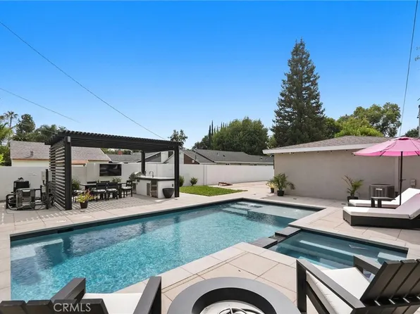 22641 Dolorosa St, Woodland Hills, CA 91367
