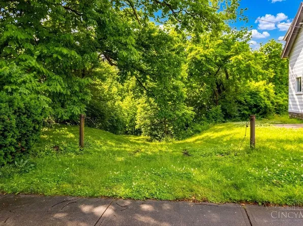 5455 Lester Rd, Cincinnati, OH 45213