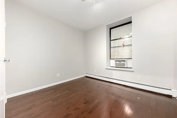 Rented by Keyo  | media 6