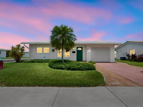 9771 37th St N, Pinellas Park, FL 33782