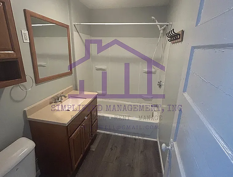 192 Pine St #190 — Photo 8