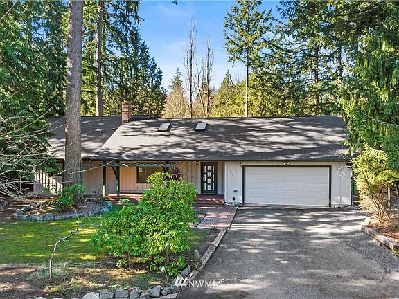 2nd image of 10430 38th Ave NE