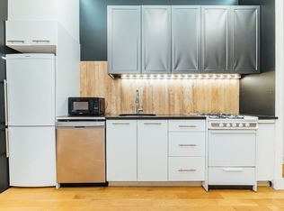 190 Scholes St APT 1, Brooklyn, NY 11206